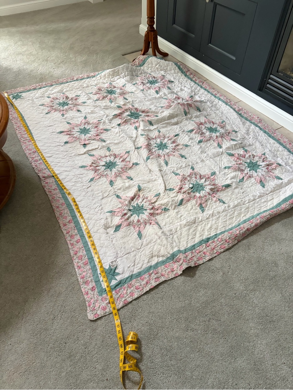 Handmade Floral Star Patchwork Quilt in Pink and light green